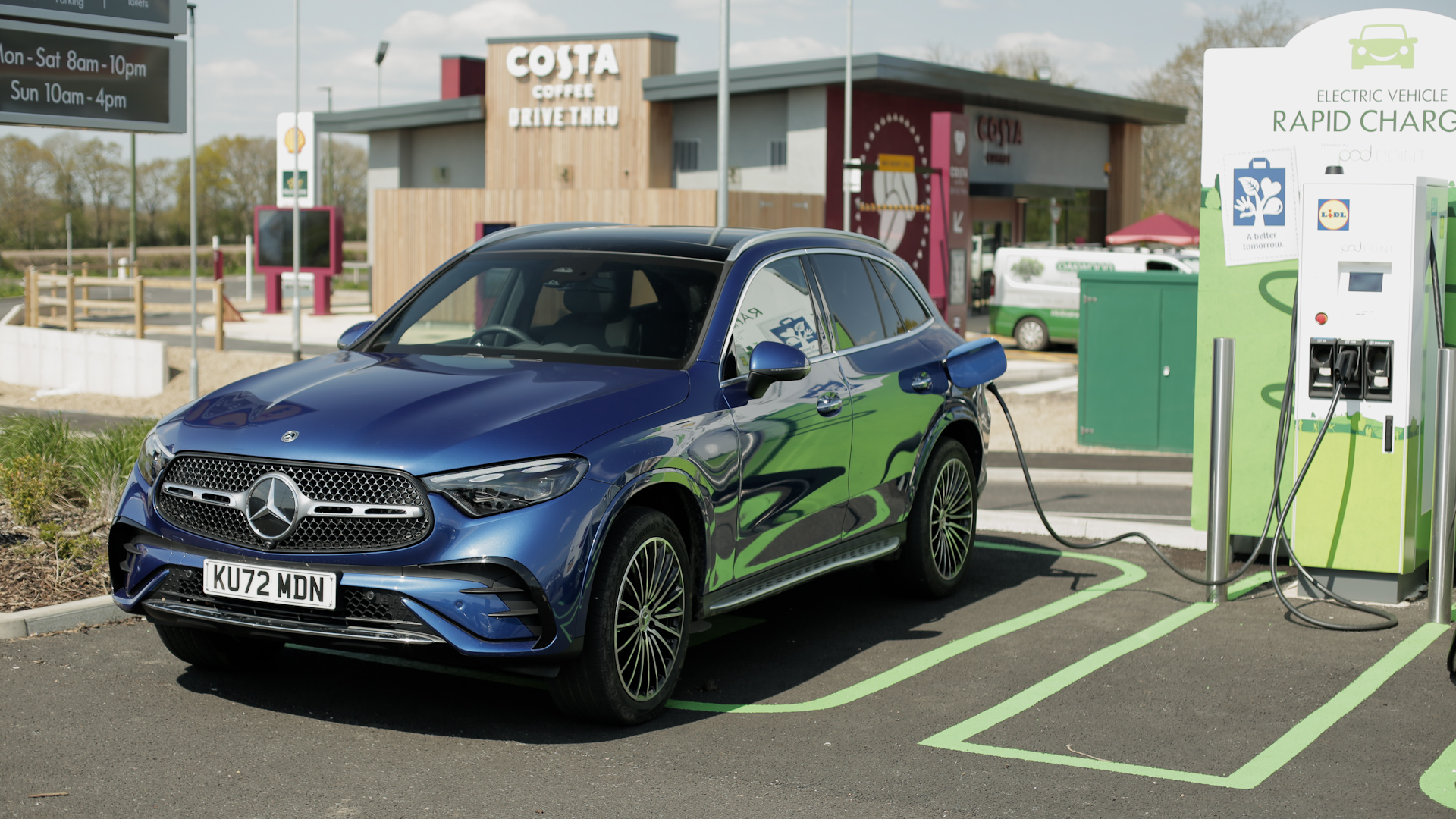 MERCEDES-BENZ GLC COUPE GLC 300e 4Matic AMG Line Prem Plus 5dr 9G-Tronic